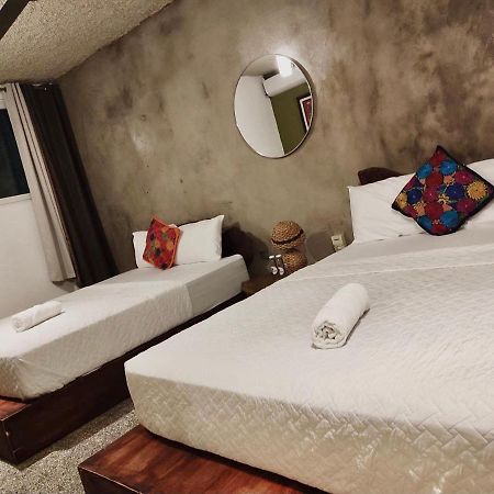 La Zona Hostel San Salvador Luaran gambar