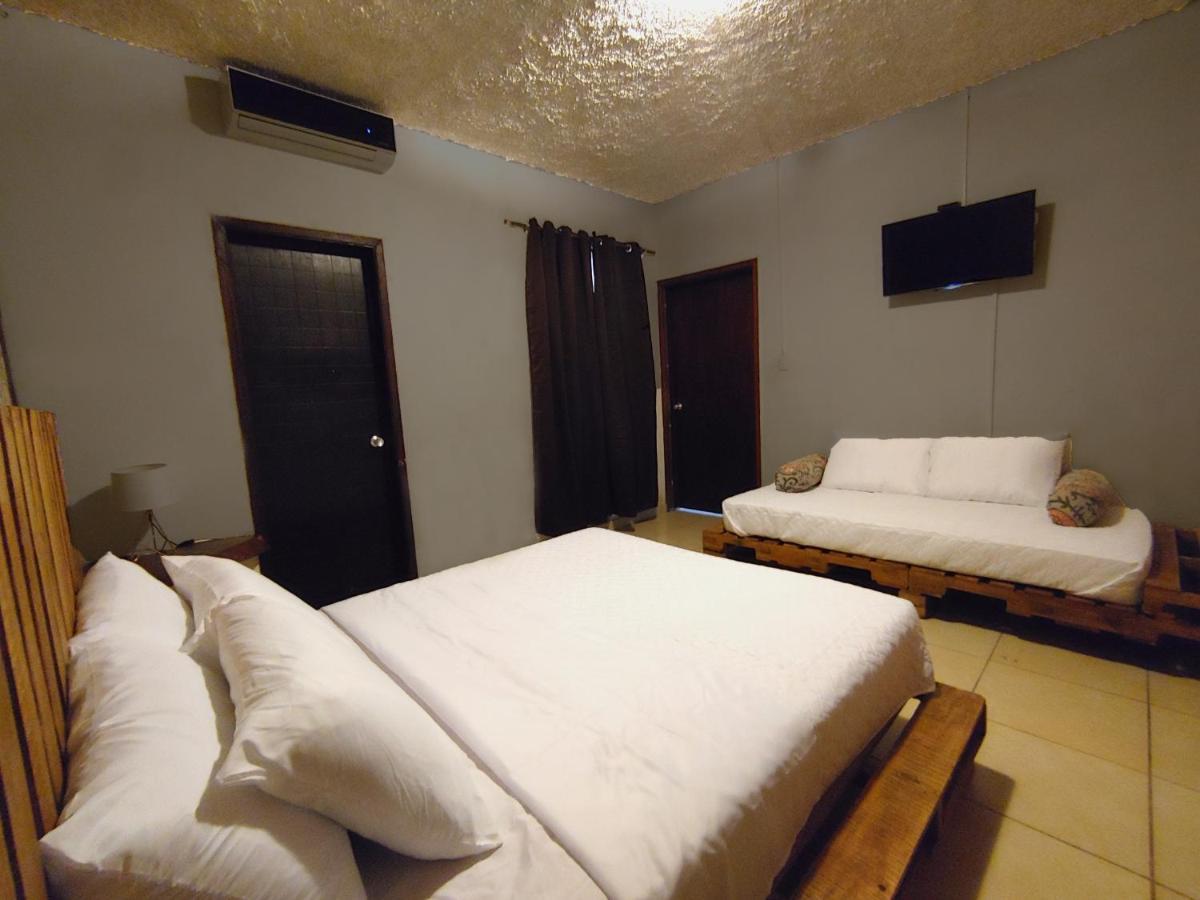 La Zona Hostel San Salvador Luaran gambar